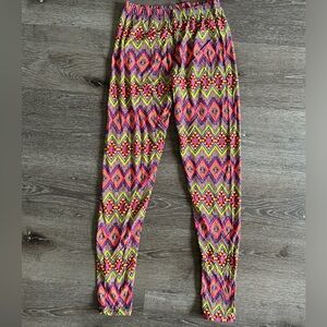 NWT One Size Electric Aztec Bright Colored Abstract Leggings